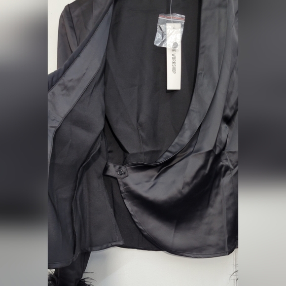 NWT Women's Elegant Knot Collar Neck Long Sleeve Wrap Satin Blouse Size Medium - Picture 2 of 10